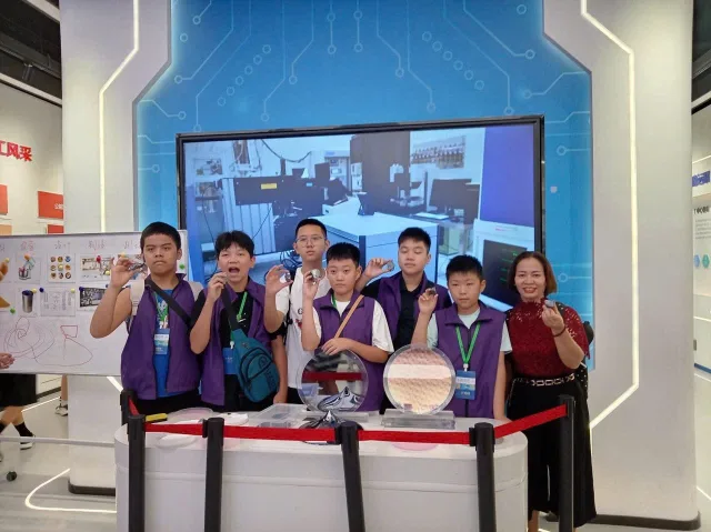 Học viên SO IZY tại trại AI Intelligent Manufacturing